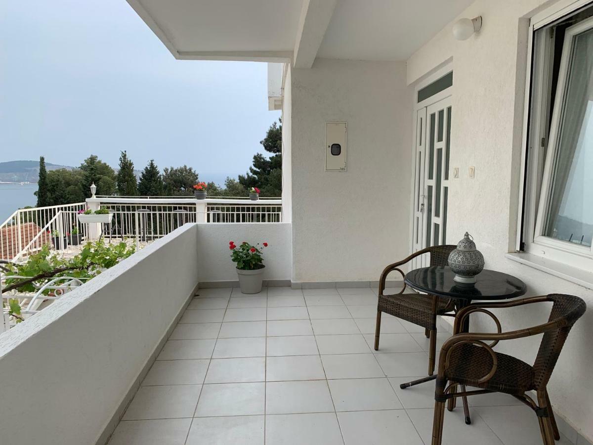 באר Apartments Ljiljana מראה חיצוני תמונה