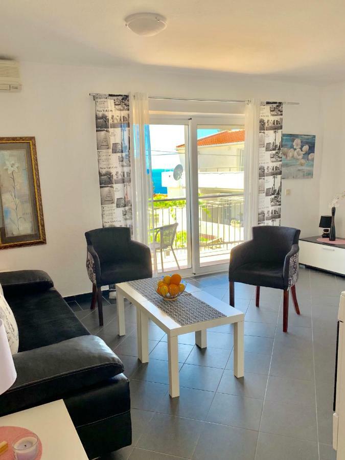 באר Apartments Ljiljana מראה חיצוני תמונה