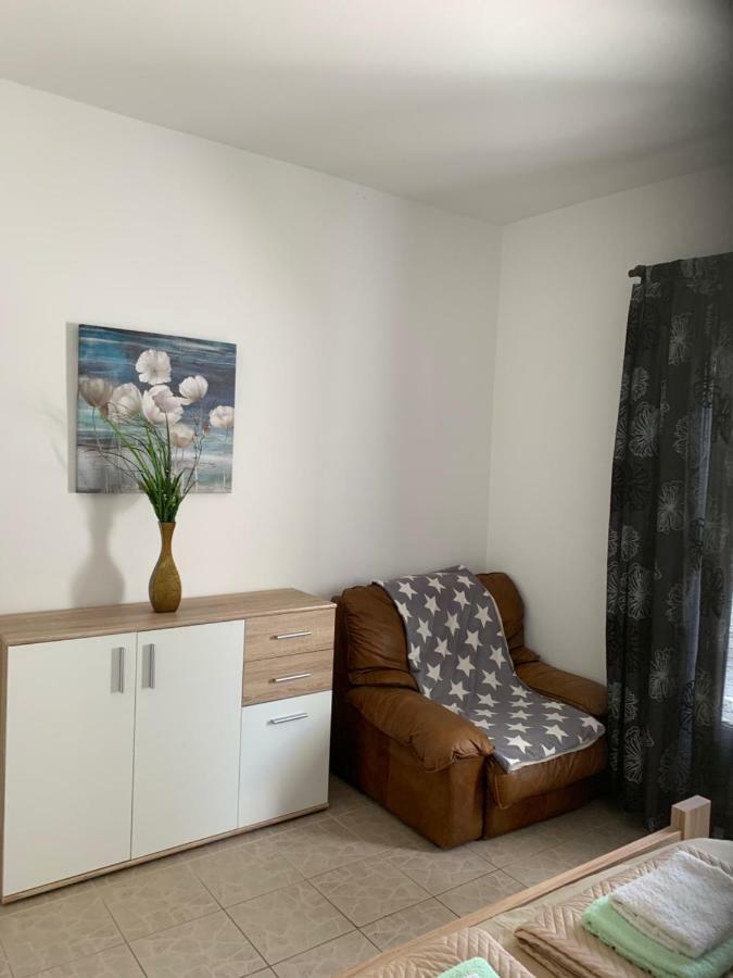 באר Apartments Ljiljana מראה חיצוני תמונה